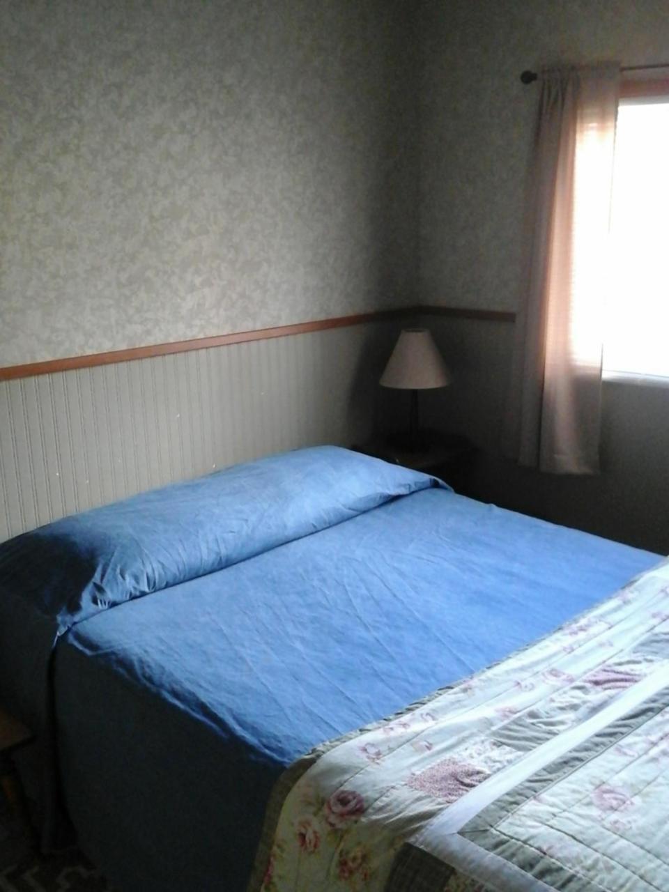 River Bend Motel Llc Spray Exterior photo